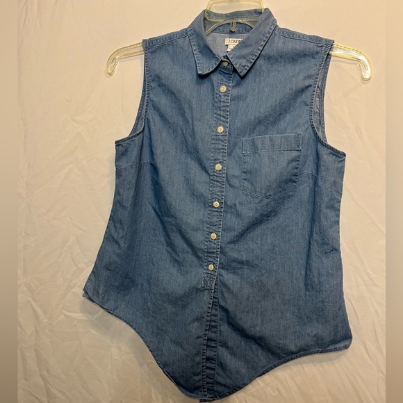J. Crew sleeveless, tie front denim shirt. Size 8. - Picture 2 of 4